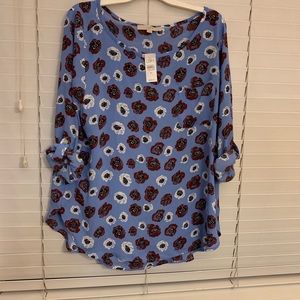Blue floral top from Loft. NWT. XL